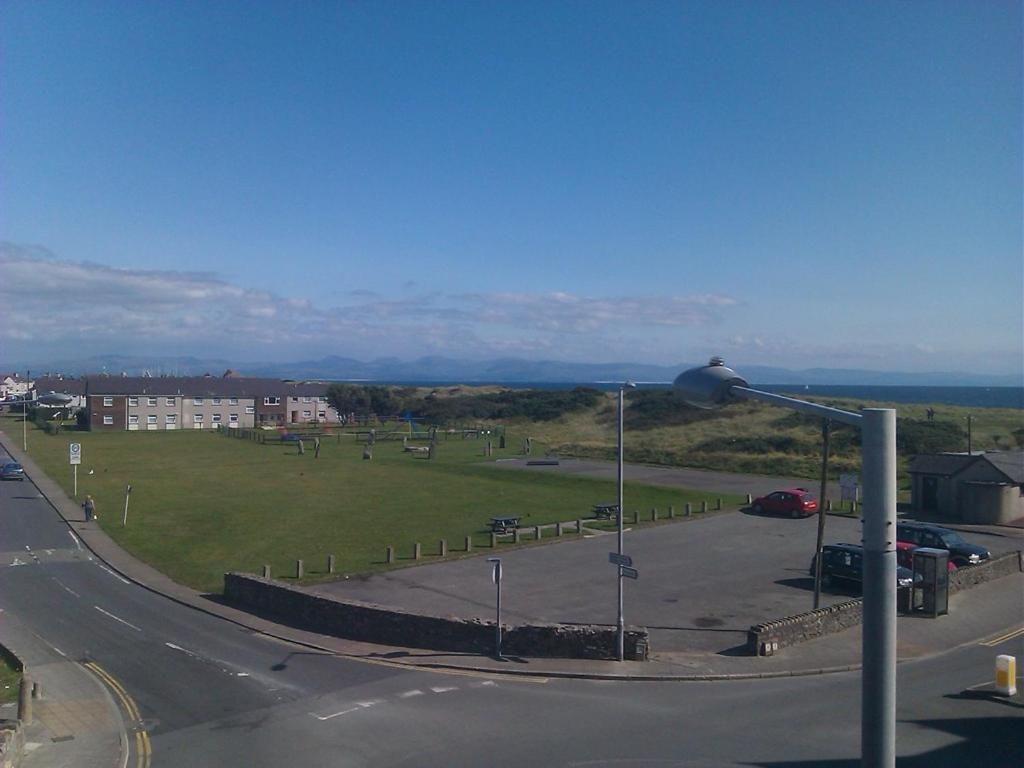 The Victoria Hotel Pwllheli Ngoại thất bức ảnh