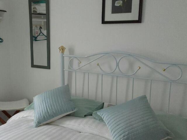 The Victoria Hotel Pwllheli Ngoại thất bức ảnh