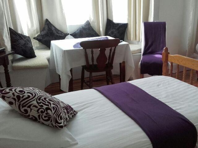 The Victoria Hotel Pwllheli Ngoại thất bức ảnh