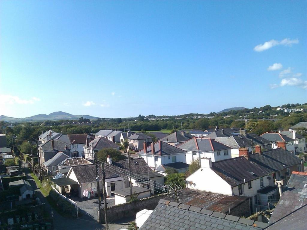 The Victoria Hotel Pwllheli Ngoại thất bức ảnh