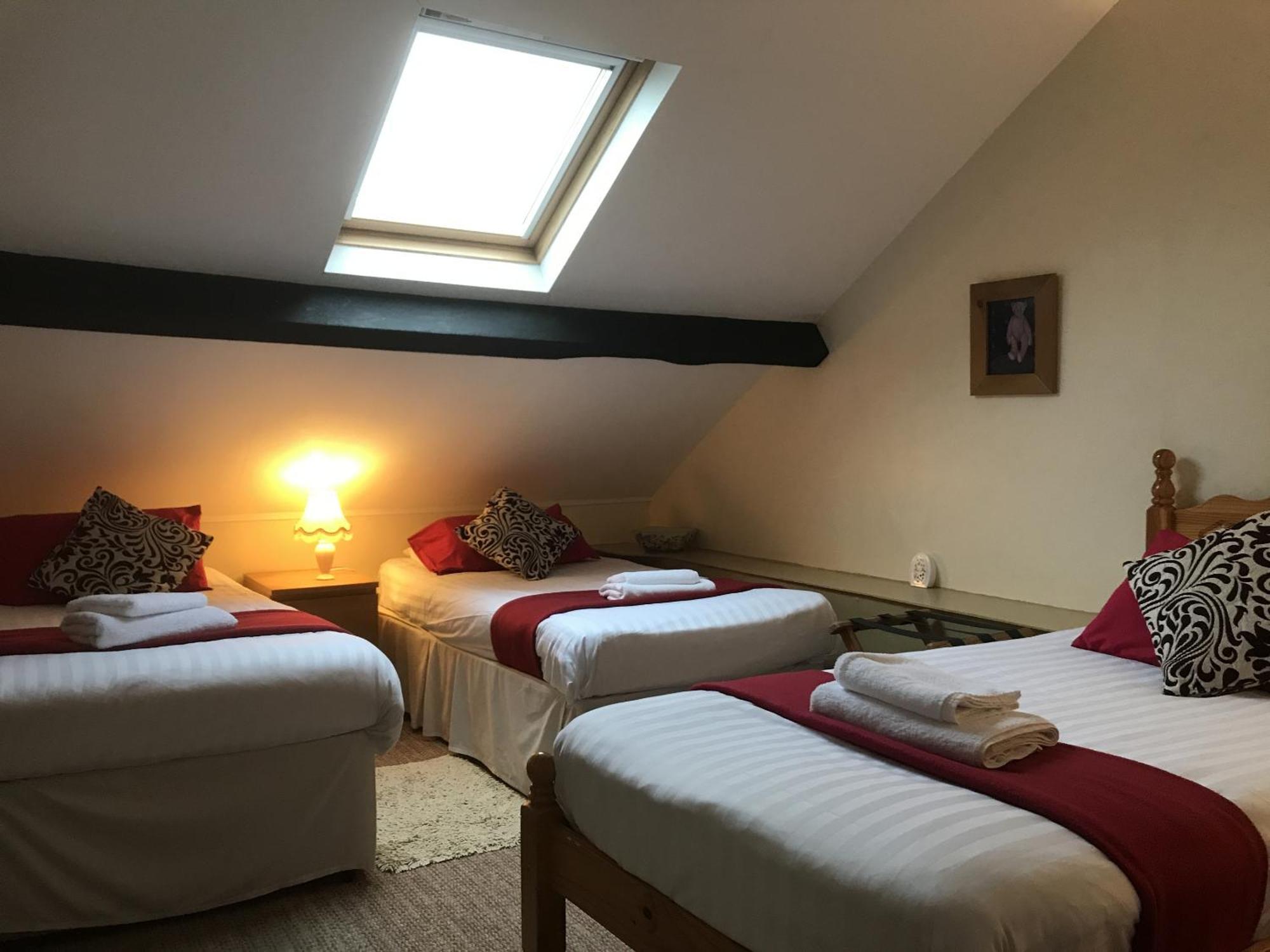 The Victoria Hotel Pwllheli Ngoại thất bức ảnh