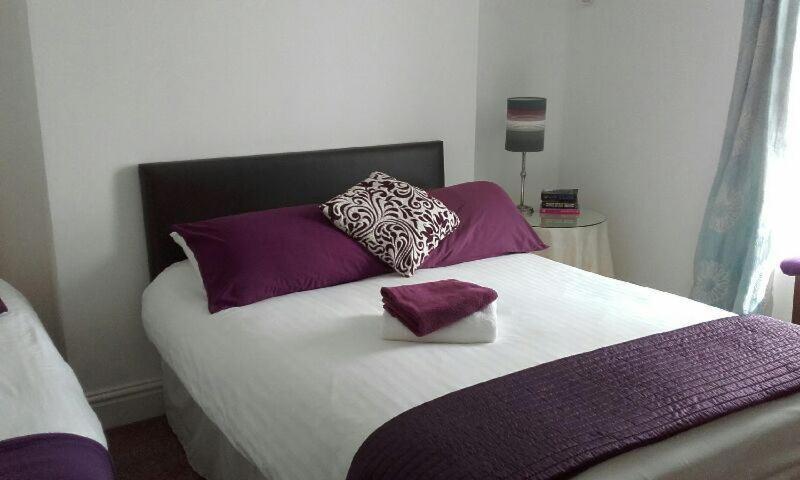 The Victoria Hotel Pwllheli Ngoại thất bức ảnh